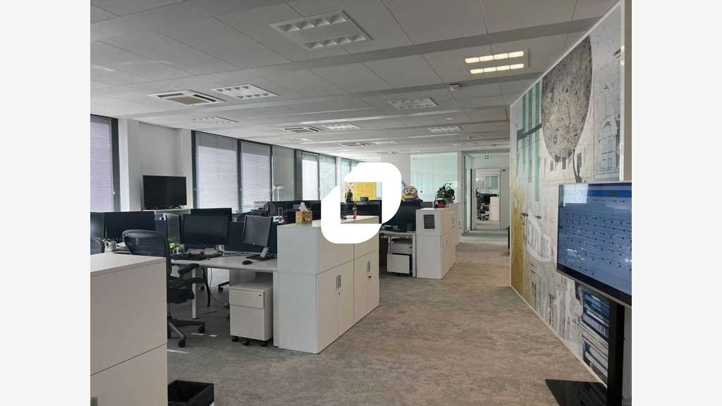 A louer Bureaux 476m² Aubervilliers