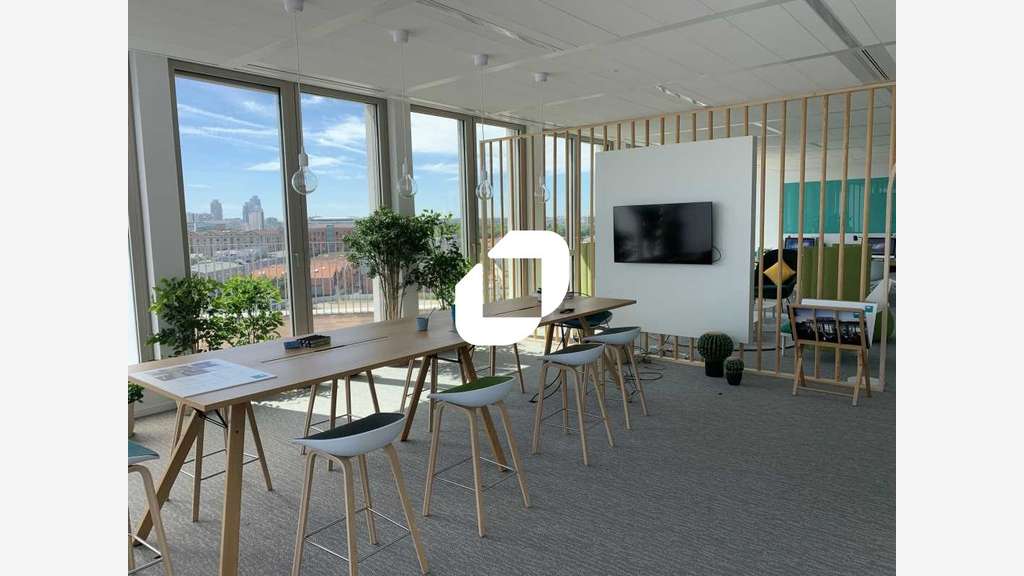 A louer Bureaux 664m² Aubervilliers