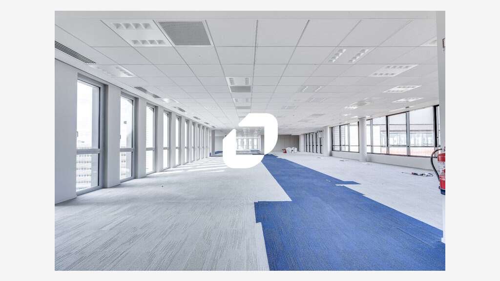 A louer Bureaux 690m² Aubervilliers