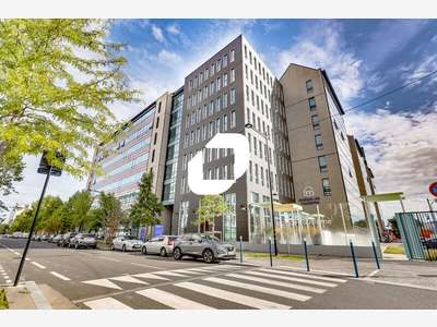 A louer Bureaux 690m² Aubervilliers