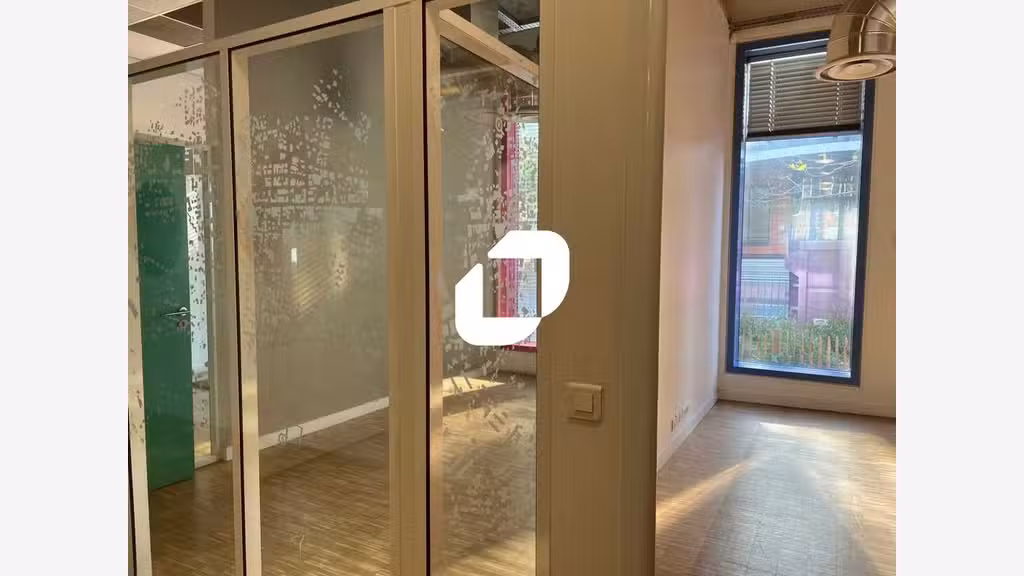 A louer Bureaux 333m² Aubervilliers