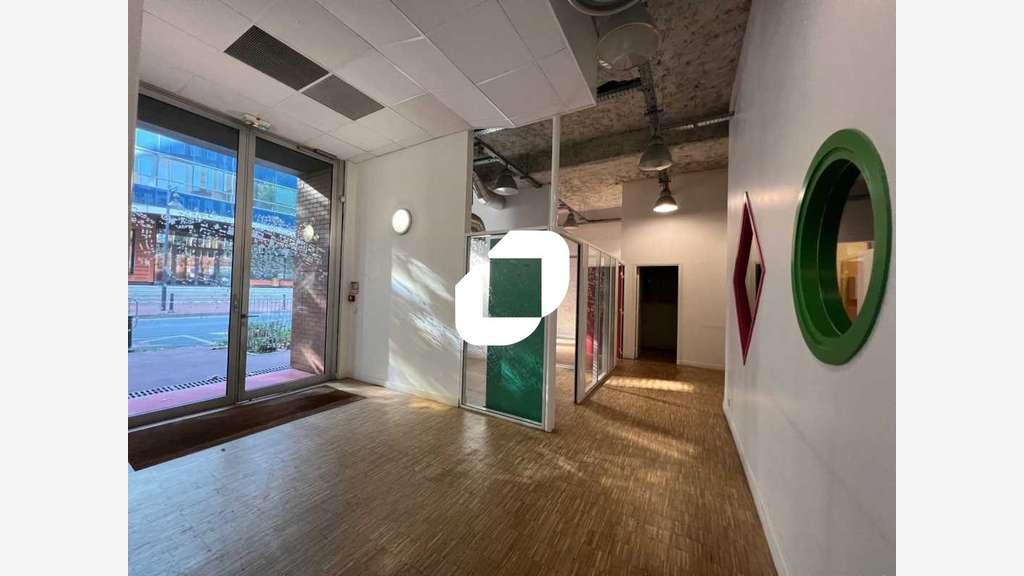 A louer Bureaux 333m² Aubervilliers