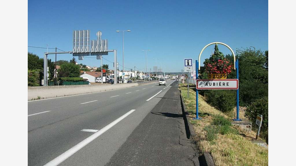 AUBIÈRE - BUREAUX à louer