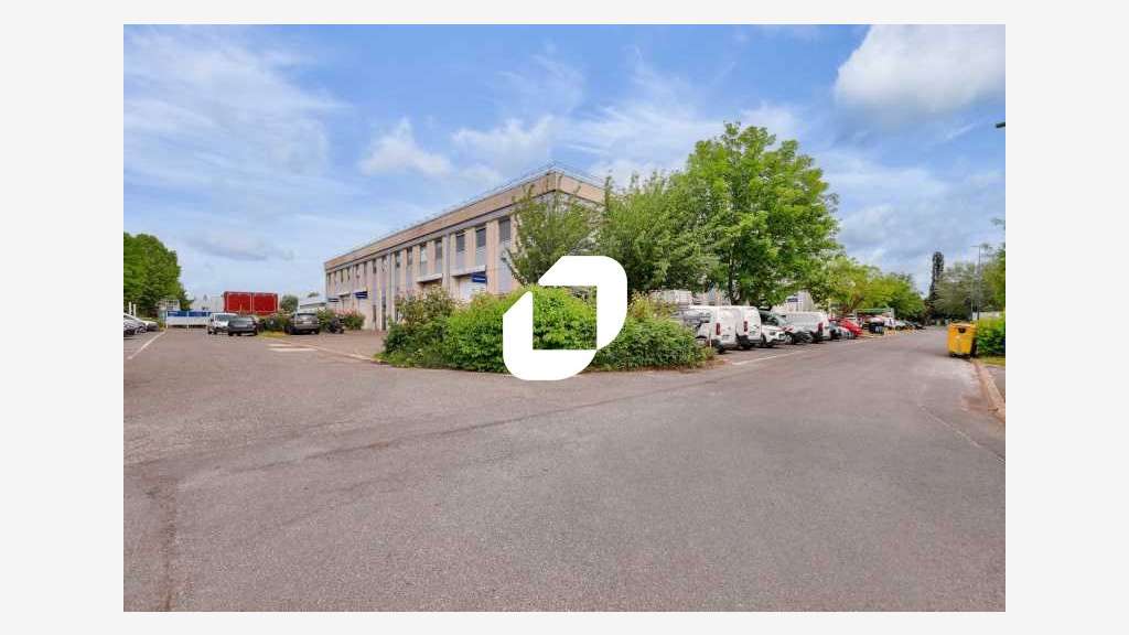A louer Bureaux 95m² Aulnay sous bois