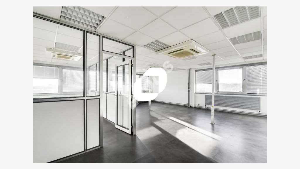 A louer Bureaux 200m² Aulnay sous bois