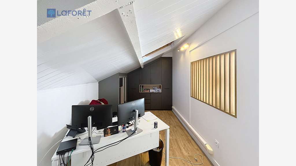 A louer bureaux 95m² ZA Toul Garros à Auray