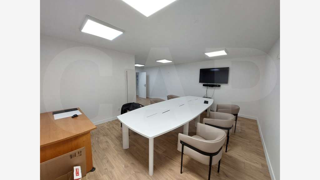 A louer bureaux 95m² zone dynamique d'Auray