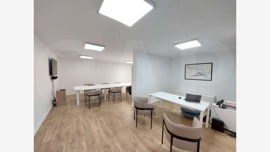 A louer bureaux 95m² zone dynamique d'Auray