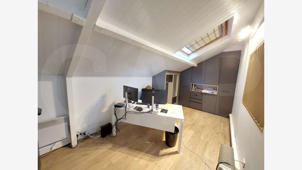 A louer bureaux 95m² zone dynamique d'Auray