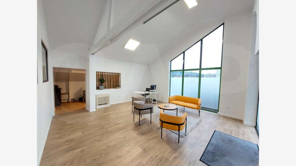 A louer bureaux 95m² zone dynamique d'Auray