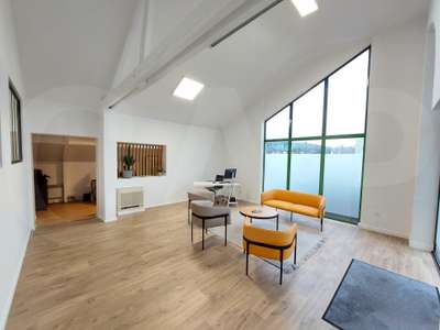 A louer bureaux 95m² zone dynamique d'Auray