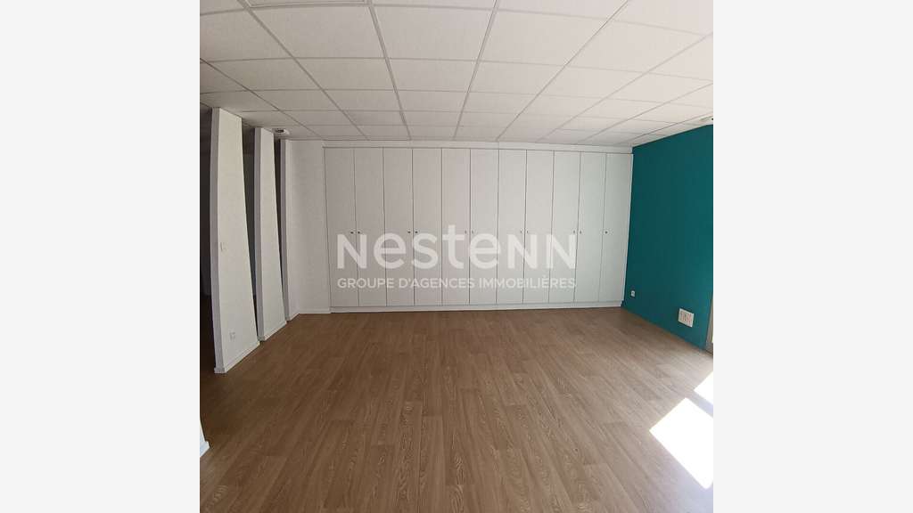 Location bureaux de 100m² à Auray Porte Océane