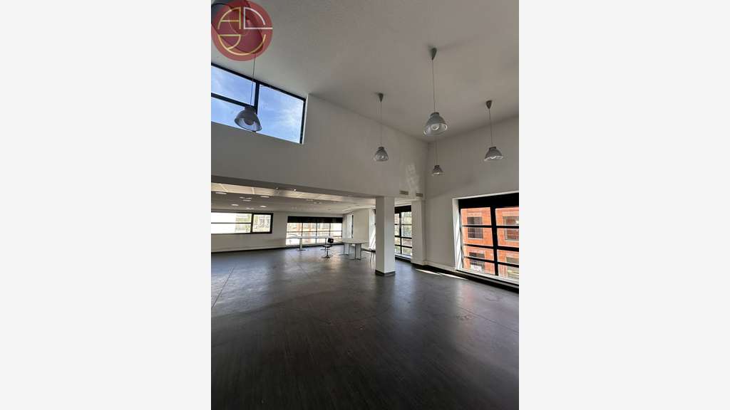 à louer bureau 140m² R+1 avec ascenseur Auterive