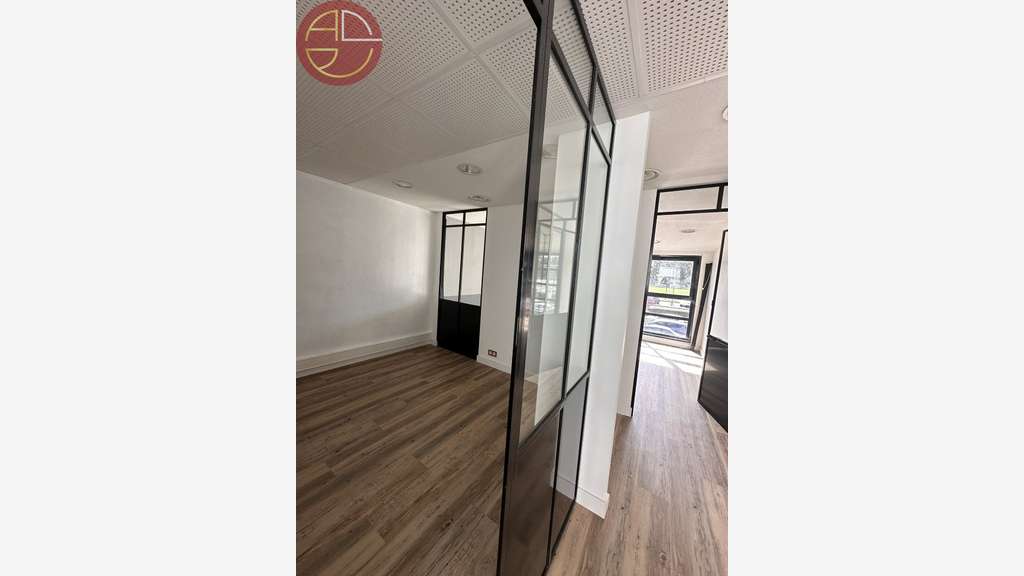 A louer bureau 148m² au 1er étage à Auterive
