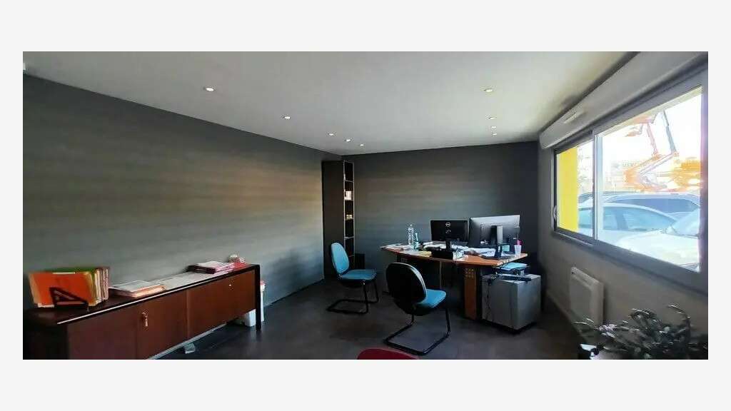 À louer bureaux de 190m² au Havre A131