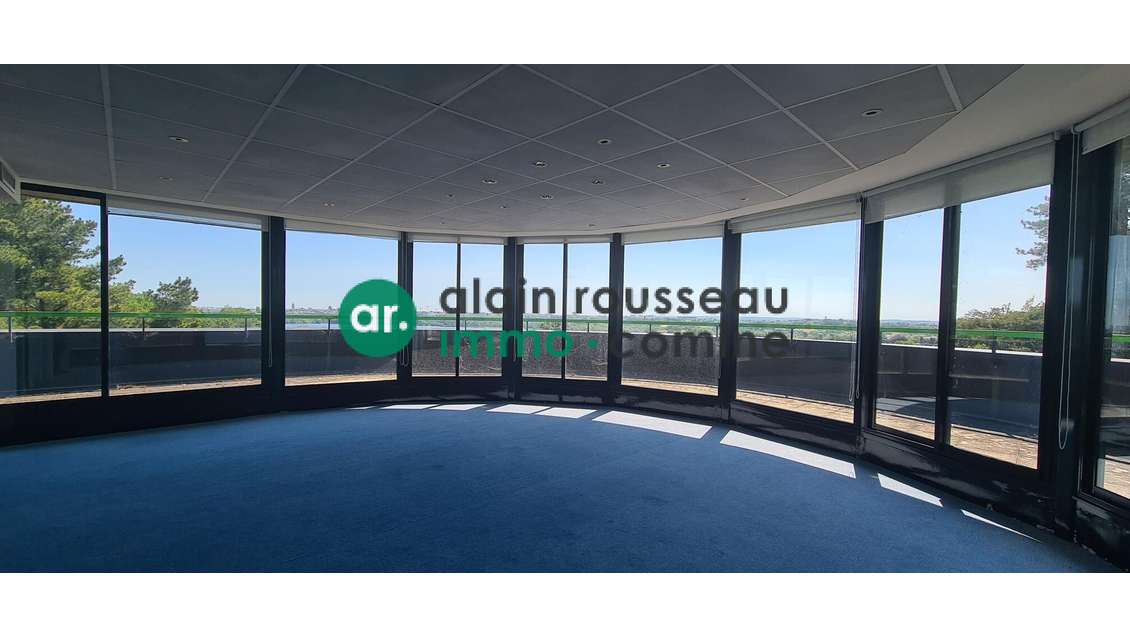 A louer bureaux grand open space 73m² à Angers