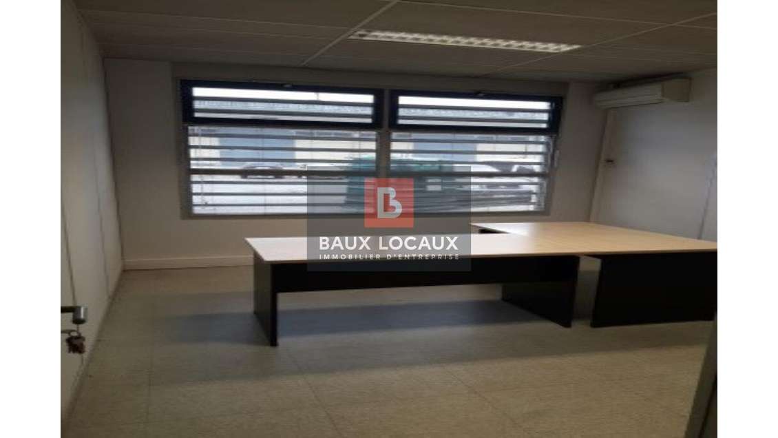 Bureaux 71m² RDC à louer Avignon proche Cap Sud