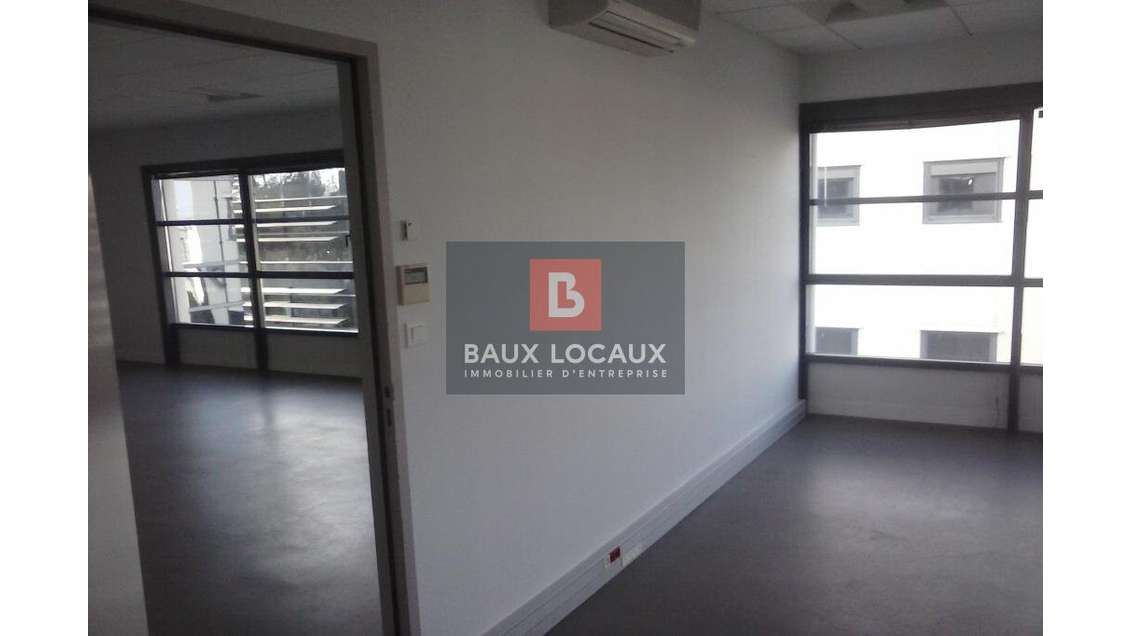 Bureaux 92m² R+2 à louer à Avignon proche Cap Sud
