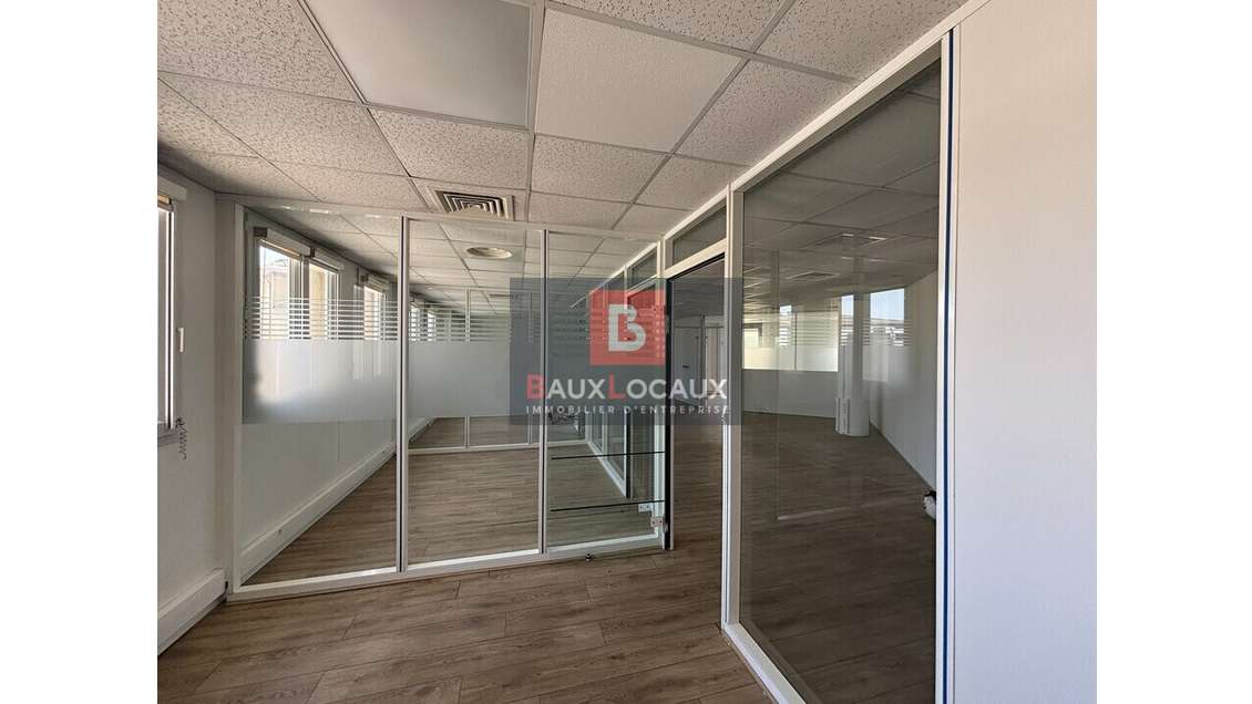 Bureaux à louer 92m² R+3 à Avignon
