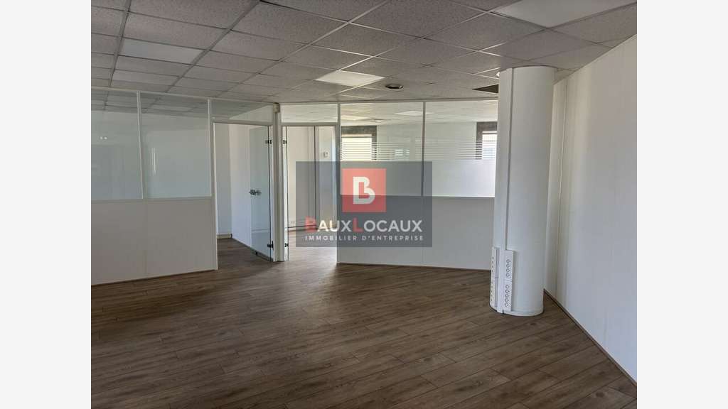 Bureaux à louer 92m² R+3 à Avignon