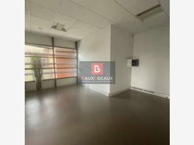Bureaux 39m² R+1 à louer empl stratégique Avignon