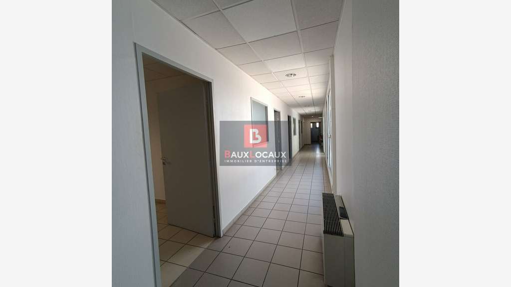 A louer bureaux 222m² proche Capsud à Avignon