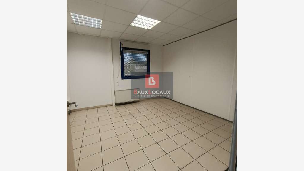 A louer bureaux 222m² proche Capsud à Avignon
