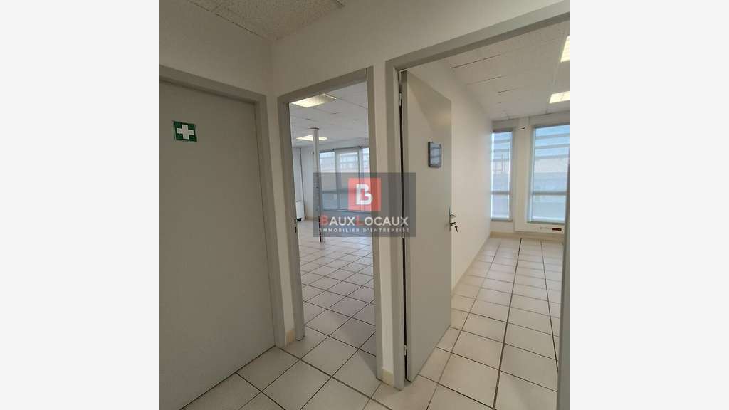 A louer bureaux 300m² à Avignon proche Capsud