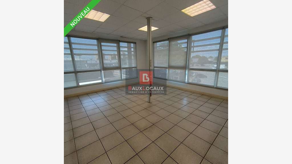 A louer bureaux 300m² à Avignon proche Capsud