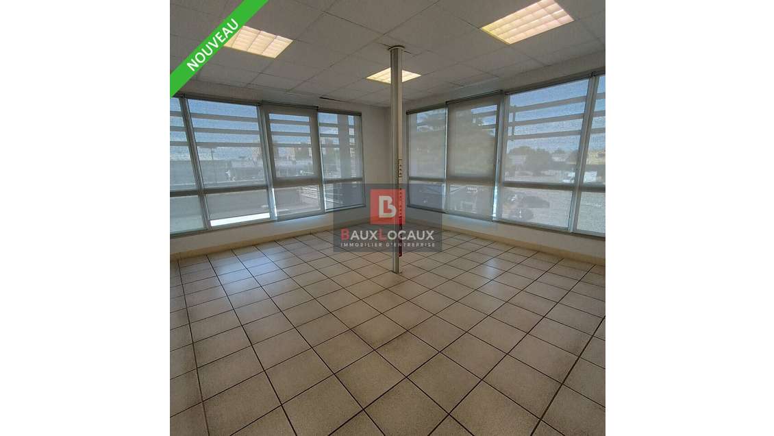 A louer bureaux 300m² à Avignon proche Capsud