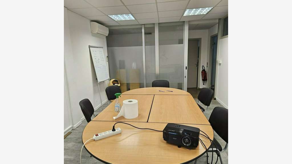 A louer bureaux de 104m² à Avignon Cap-Sud