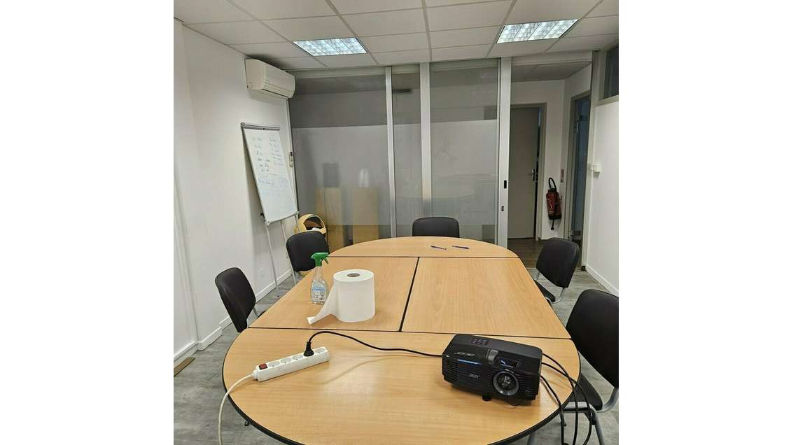 A louer bureaux de 104m² à Avignon Cap-Sud