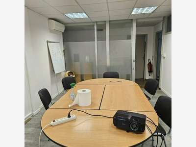 A louer bureaux de 104m² à Avignon Cap-Sud