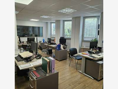 Bureaux 303m² R+2 à louer Avignon Cap-Sud