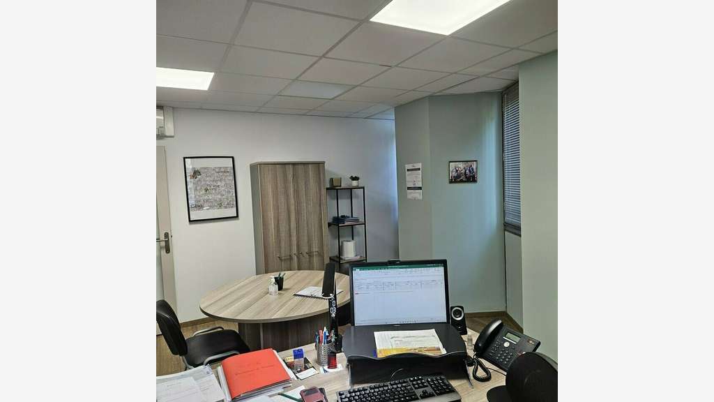 Bureaux 303m² R+2 à louer Avignon Cap-Sud