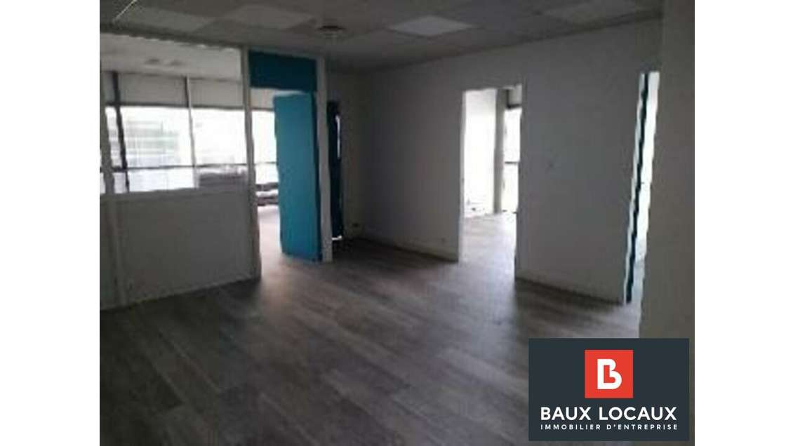 Bureaux 93m² R+2 à louer à Avignon proche Cap Sud