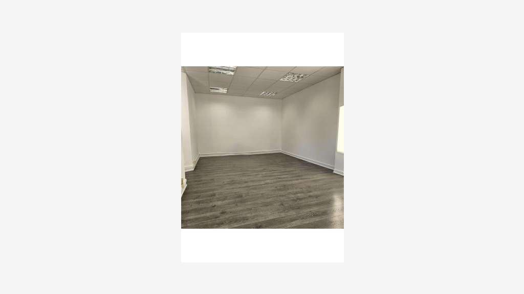 A louer bureau 60m² RDC ZAC Cap Sud à Avignon