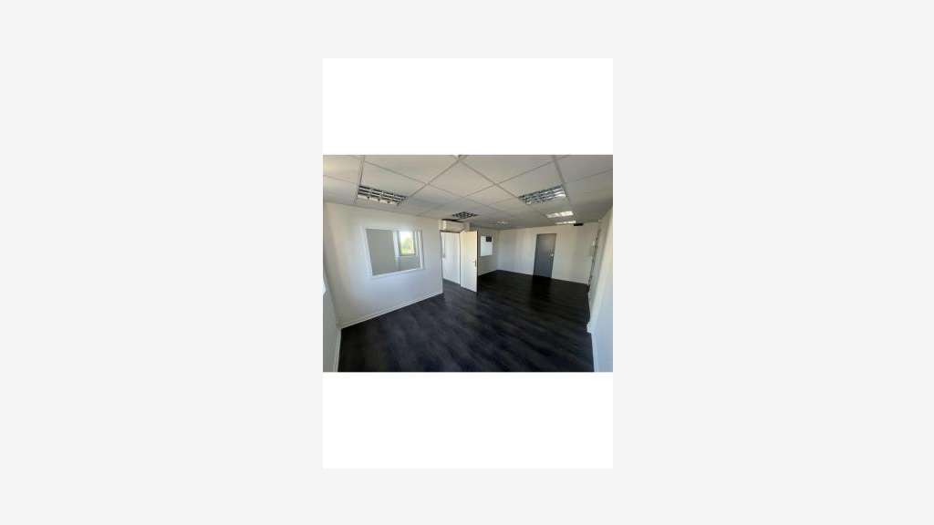 A louer bureau 57m² R+2 à Avignon ZAC Cap Sud