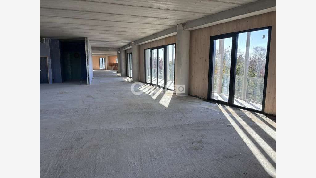 Bureau neuf de 200m² à louer Avignon Agroparc 