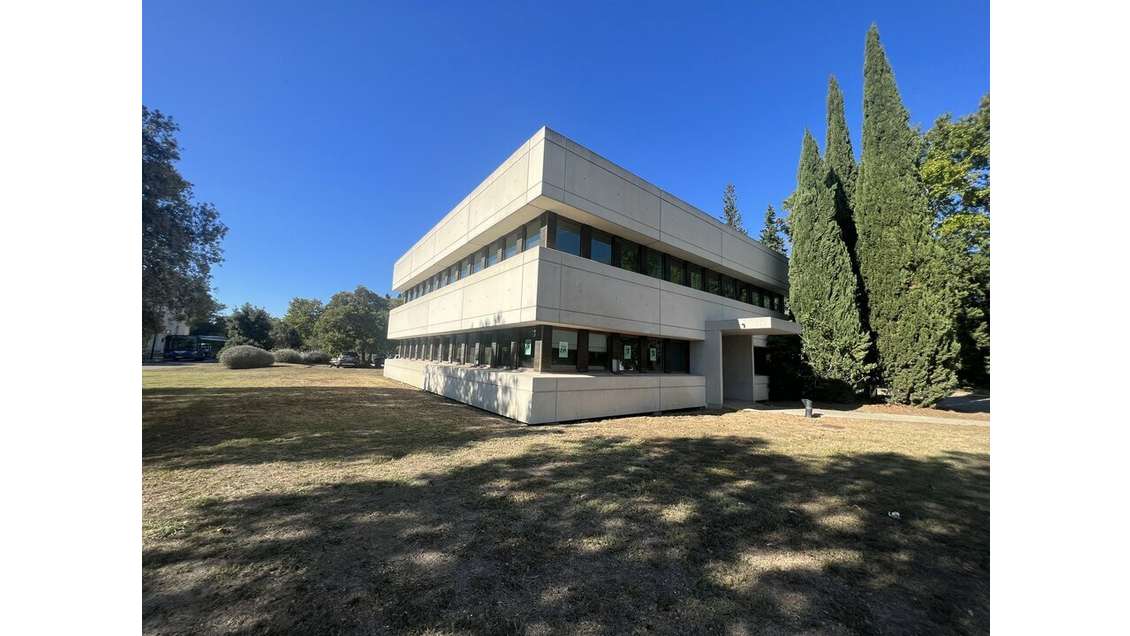 Bureaux de 272m² à louer à Avignon zone Agroparc