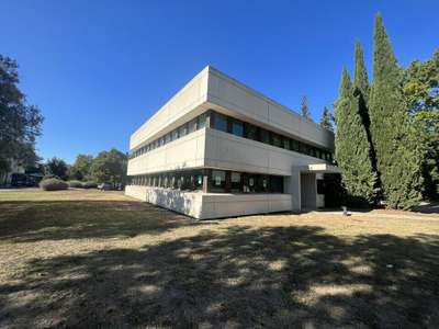 Bureaux de 272m² à louer à Avignon zone Agroparc