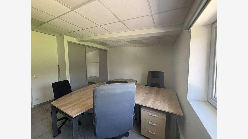 AVIGNON - BUREAUX à louer