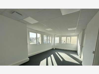 À louer – Bureaux de 66,75 m² dans la zone ind