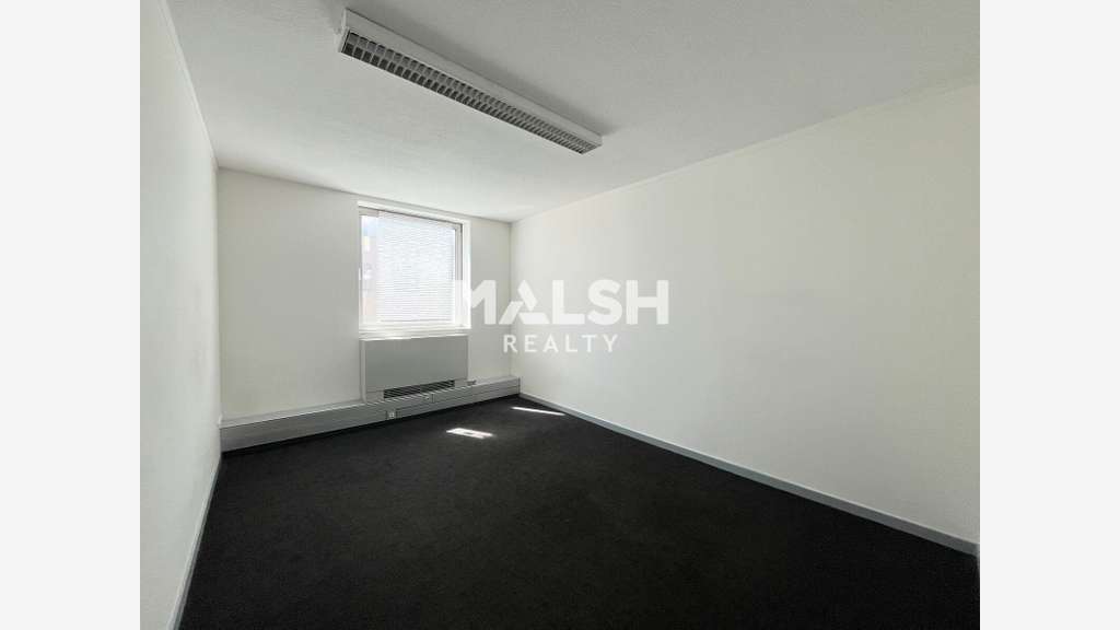 Bureaux 121m² avec garage double à Villeurbanne