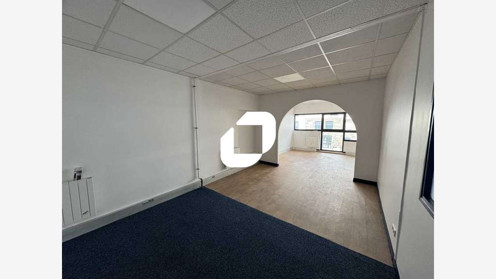 A louer Bureaux 94m² Bagneux