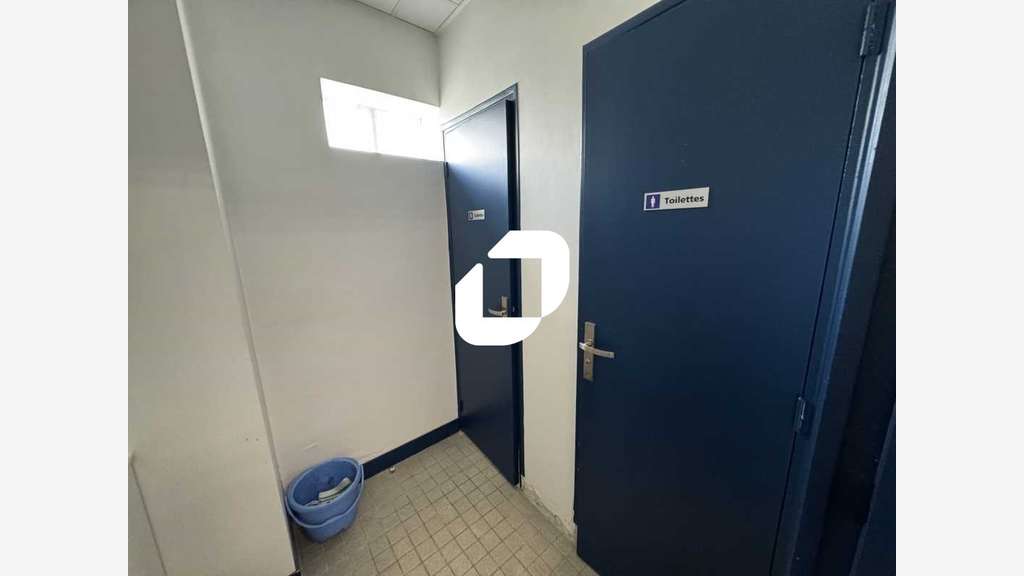 A louer Bureaux 94m² Bagneux