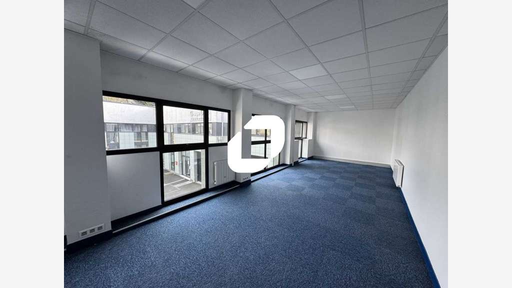 A louer Bureaux 94m² Bagneux