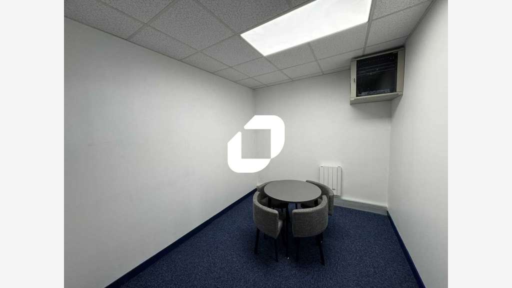 A louer Bureaux 94m² Bagneux