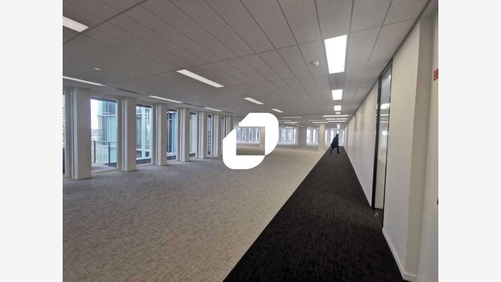 A louer Bureaux 2542m² Bagneux