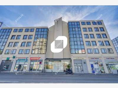 A louer Bureaux 1750m² Bagnolet